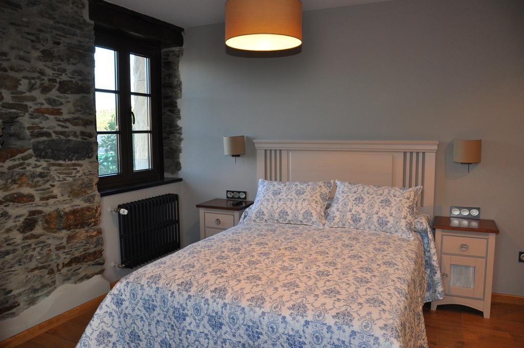 Casa Pacho Apartamentos Rurales Luarca Quarto foto